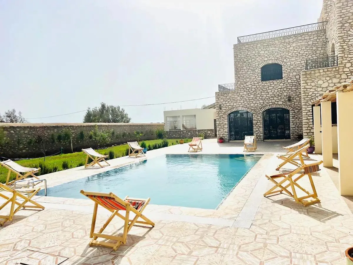 אסאוירה Unique Villa Castle With Pool