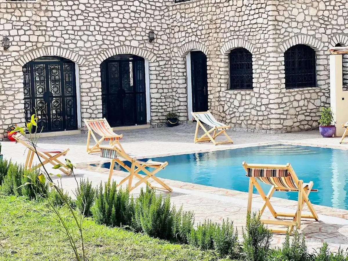 אסאוירה Unique Villa Castle With Pool